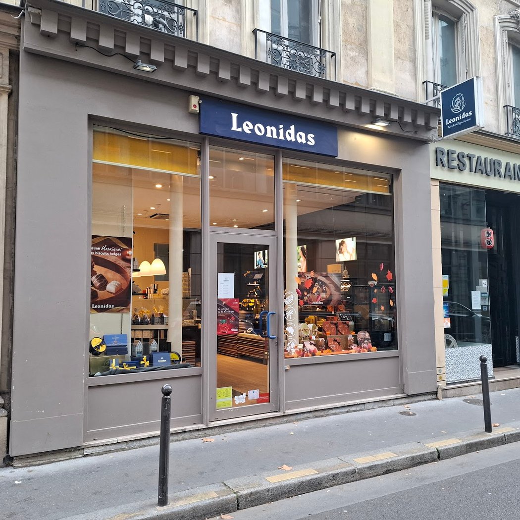 Leonidas Paris 16 2